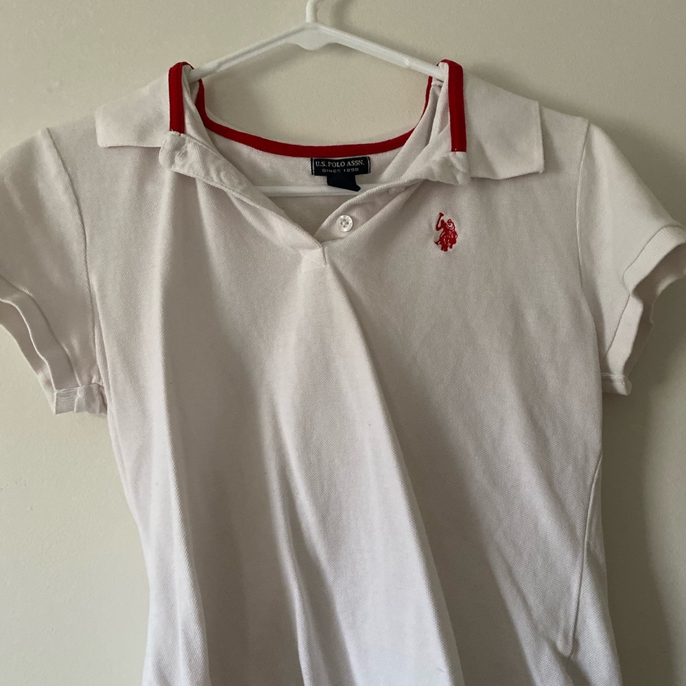 White polo tshirt